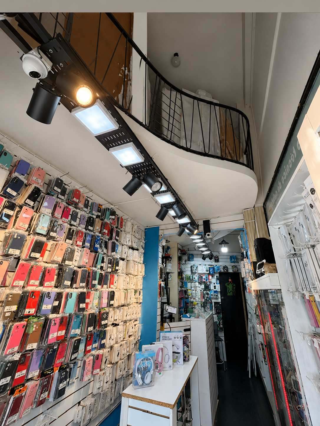 Venta Local Comercial Frente a Estacion Villa del Parque - Apto Todo Rubro