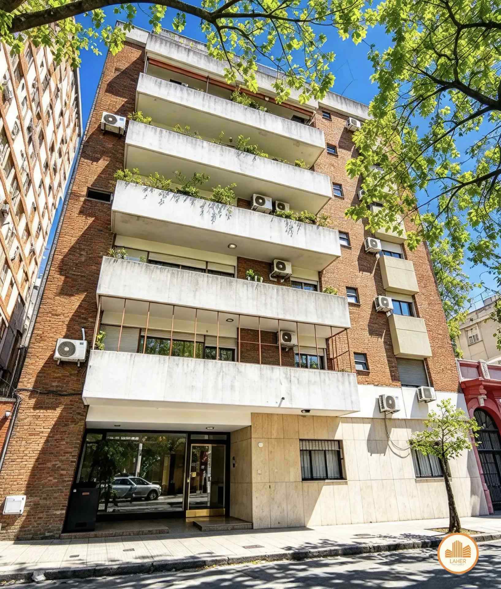 ¡Tu próximo hogar en Caballito! Excelente 5 ambientes luminoso e impecables - con Baulera